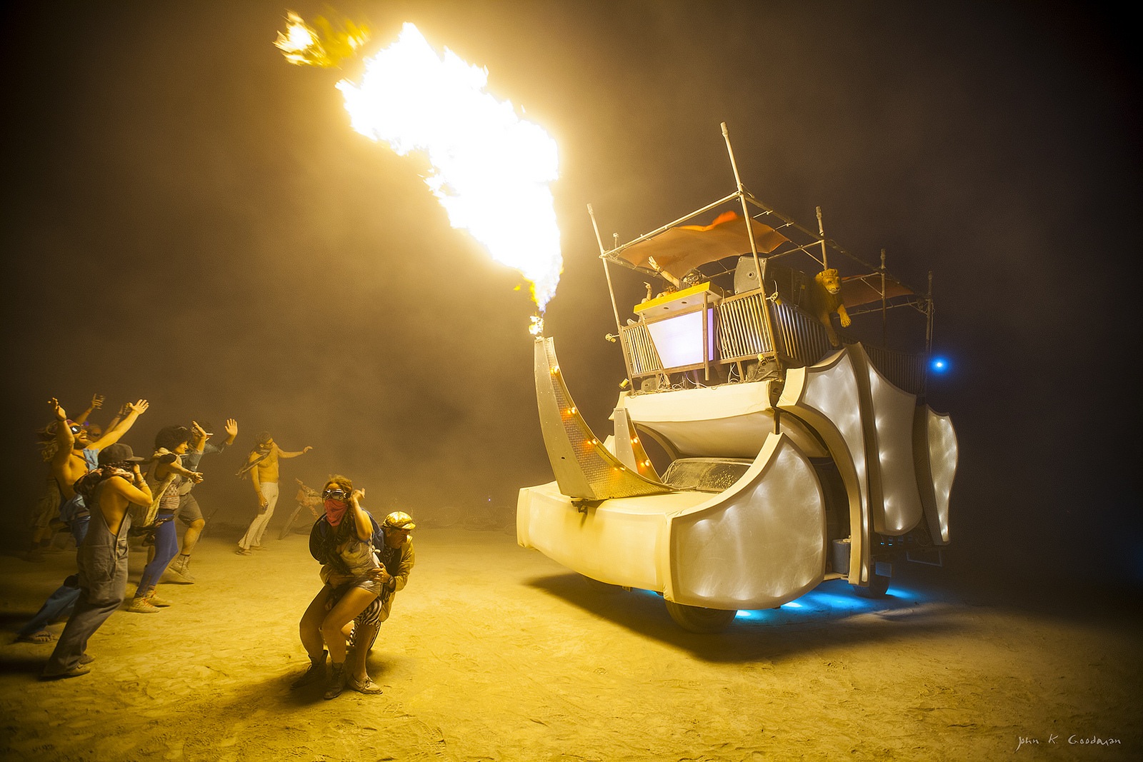 BM14_153_15_flaming white art car_John Goodman